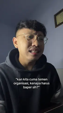 harusnya makin solid di organisasi, malah perasaannya yang makin solid😊 #selfdevelopment #SelfImprovement #ketuaorganisasi #organisasimahasiswa #ormawa #leadership #leadershipskills #campusslife #unilife #universitylife #kehidupankampus #mahasiswa #personalbranding 