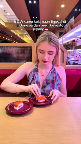 kayanya terlalu sering makan di Warteg