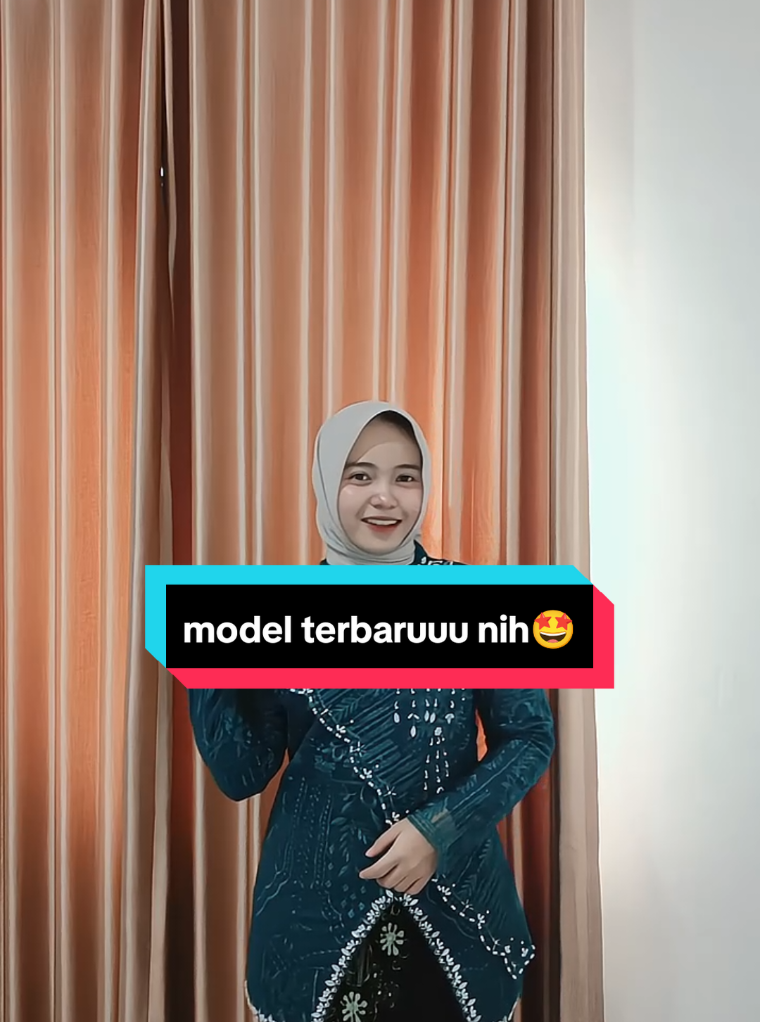 Membalas @nuriyah_94  ini model terbaru kita ya,mau dapet harga murah cek keranjang kuning sekarang👆😍🥰 #kebayalamaran #kebaya #racuntiktok #paydaysale #wibgajian 