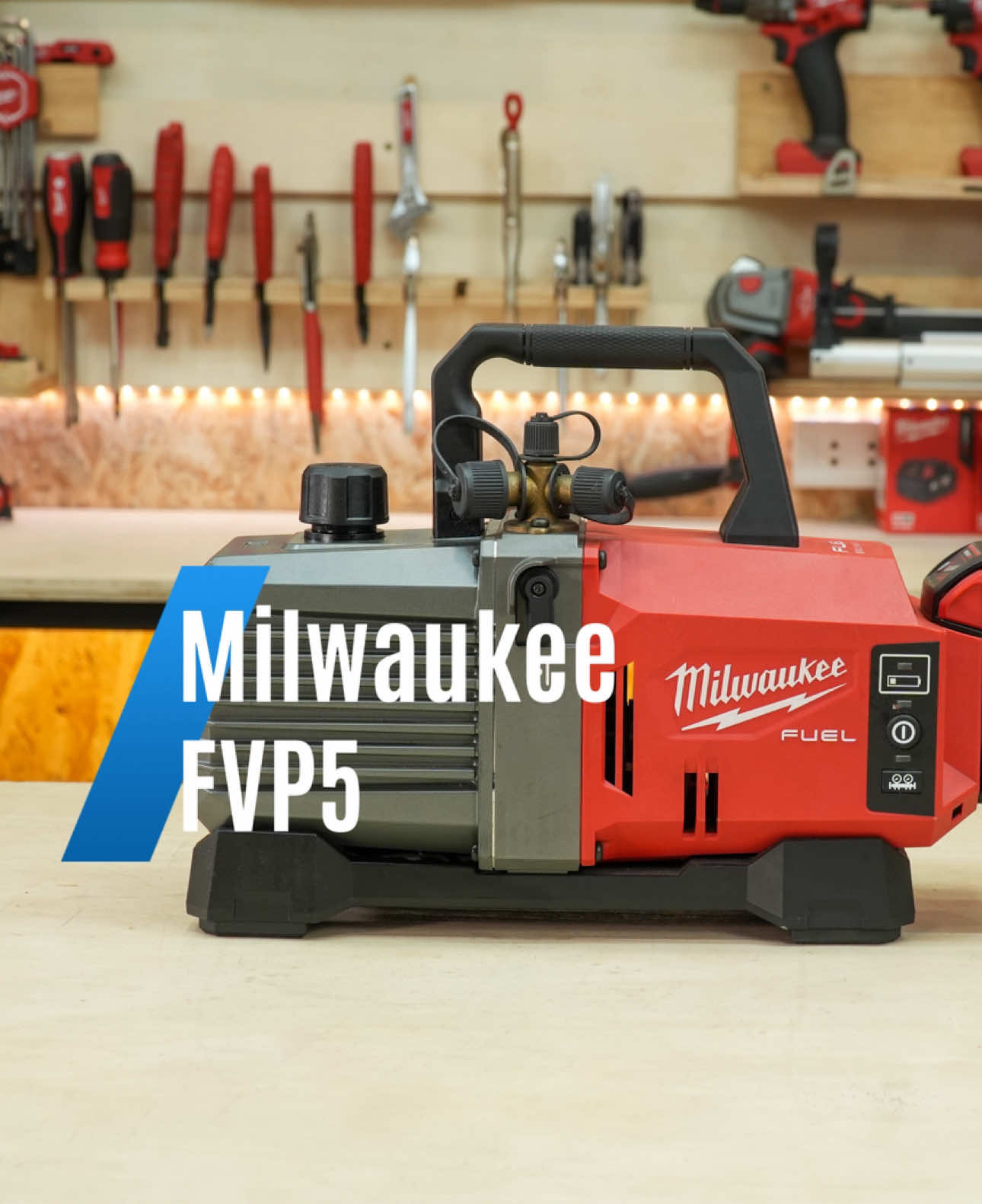 Trên tay nhanh máy hút chân không Milwaukee FVP5 5CFM #tools #review #handson #test #toolszone #toolszonereview #DIY #milwaukee 