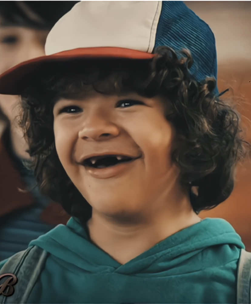 How cute he is, protect this Angel please :) / First edit ! 🍓#strangerthings #dustinhenderson #dustin #st #firstedit #ae #gatenmatarazzo #dustinhendersonedit #cutee #strangerthingsedit 