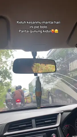 Macet ekstrim poll🫠😭 #pantaigunungkidul 