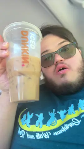 This is for @Dunkin' and @Sabrina Carpenter #dunkin #dunkindonuts #sabrinacarpenter 