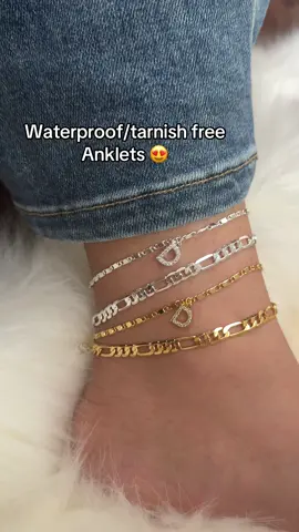 This layered anklet adds the perfect touch of sparkle—dainty, trendy, and beach-ready ✨👣 So cute with sandals or sneakers! #LayeredAnklet #AnkletGoals #DaintyJewelry #TikTokFashionFinds #AnkletStack #SummerAccessories #JewelryTok #TikTokShopFinds #FootJewelry #BeachVibes #dealsforyoudays 