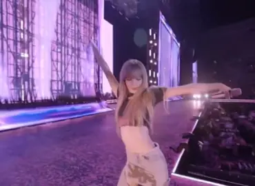 i am crazy about this girl #LISA #LALISA #JUMP #ENCORE #DEADLINE_IN_GOYANGDay2 #BLACKPINK #DEADLINE #Blackpink_Deadline 