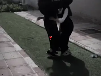 اشتقت لها وشتقت لحضنها بل مدرسه 💔