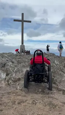 Jack Kavanagh from Ireland is a Quadriplegic. It doesn't stop him from reaching this peak ❤️💪! #amtb #wheelchairlife #accessibleoutdoors #accessibletourism #offroadwheelchair #adaptiveequipment #travelwithdisability #torquemonster 