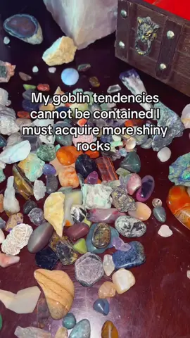 Must have shiny #crystals #crystalcollection #crystaltok #crystalhealing #crystaltok🔮 #crystalcandy #goblincore #goblin #witchtok 