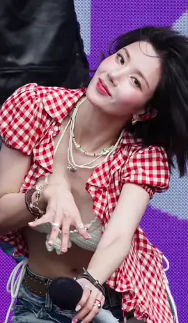 kwon eunbi +++ water bomb Seoul #kwoneunbi #eunbi #waterbombseoul #kpophxt #izone