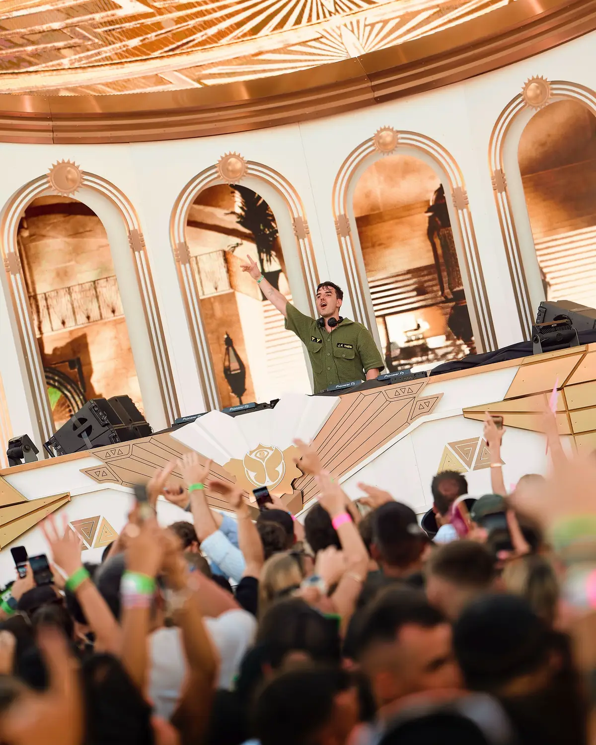 @Ushuaïa Ibiza Official always amazing to be back on the island! Thanks for an amazing day & see you in August ☀️ #electronicmusic #OnTour 