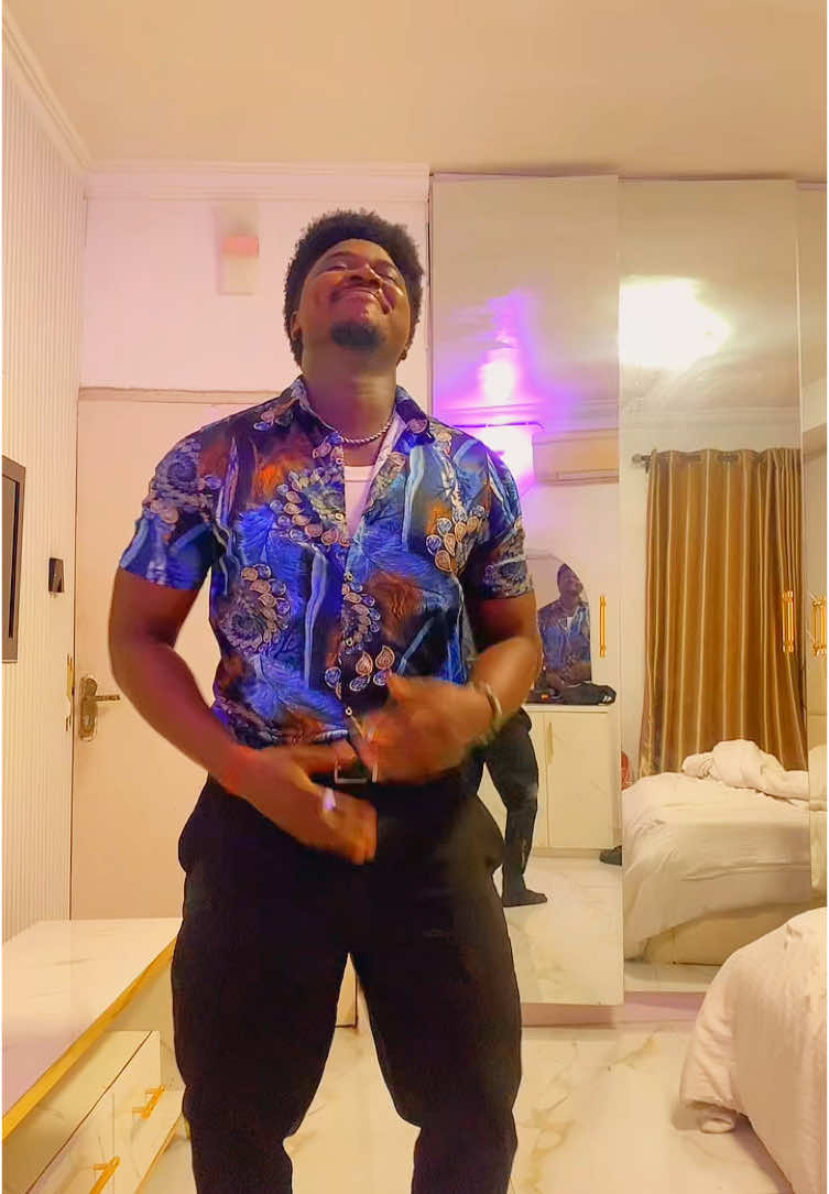 Dancing time #foryoupage #dancer #dancechallenge #dancing #explore #WeekendVibes 