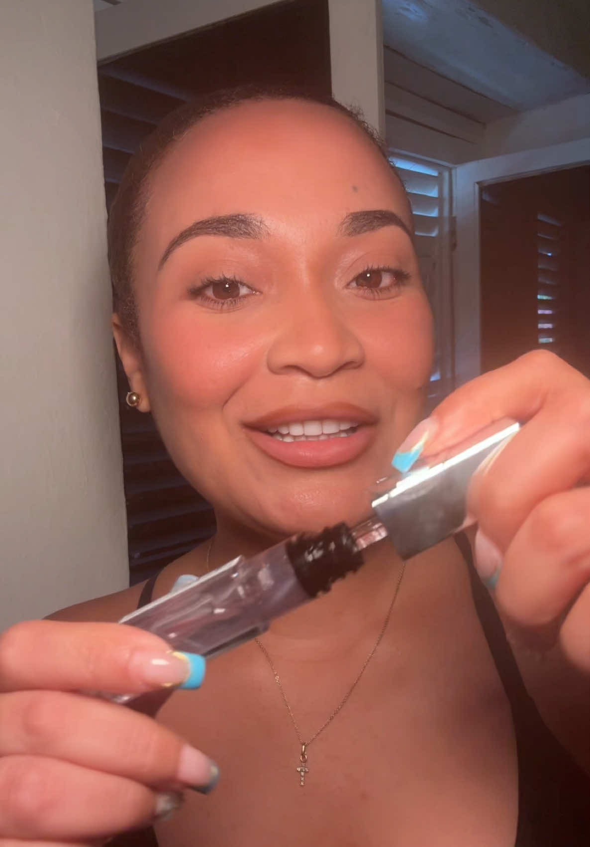#creatorsearchinsights #loreallipgloss #lipplumper #lipgloss 