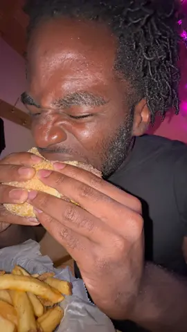 Ya’ll should try for yourselves tho #fyp #burger #foodreview #maryland 