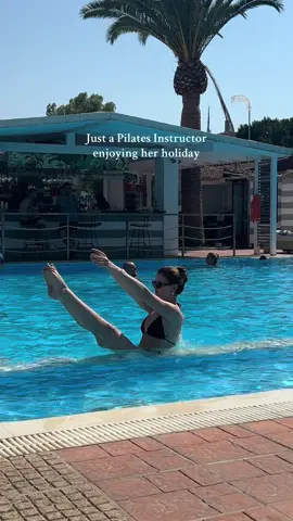 You’ll get bonus classes if you travel with me 💁🏼‍♀️ #pilates #fyp #pilatesinstructor #pilatestiktok #matpilates #onlinepilates 