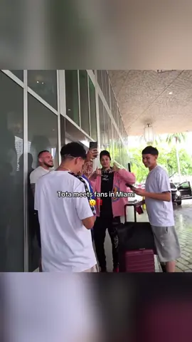 Tota meets fans in Miami😮‼️