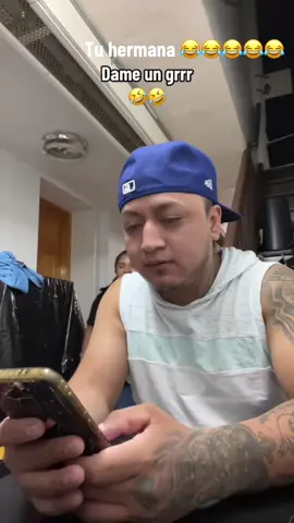 #tu#hermana#pidiendo#dame#un#Grrrrrr