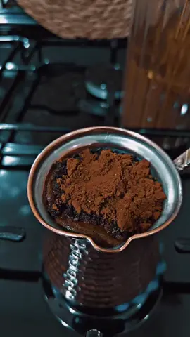 حافظ على مَن يصنع الوقت لأجلك    ‏  وليس من يجعلك وقت فراغه     ‏حافظ على من يكون معك بـ أسوأ حالاتك      ‏وليس فقط بـ أجملها     ‏حافظ على من يراعي مشاعرك ولا يستهين بها  من يفتقد وجودك من يجعلك تحب نفسك     ♥  حافظ عليه جيداً ♥#🤍🤍🤍 #قهوتي #اقتباسات #عباراتكم_الفخمه📿📌 