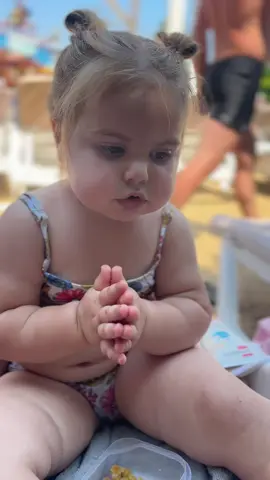 Мелісса на відпочинку 🥰