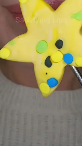 ASMR Satisfying Eating Fondant Star 🌟 #asmr #emojichallenge #satisfyinglips 