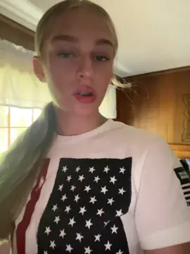 💋#fypシ #fyppppppppppppppppppppppp #foryoupage #fyp #blowthisupforme #trending #blonde #lipsyncing #somebody #latto 