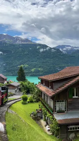 #القطار_البخاري_سويسرا🇨🇭 #سويسرا#برينز #explore #foryoupage #foryou #fy #طبيعة #انترلاكن #اوروبا #fypage 