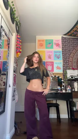 sorry for ghosting been hella unmotivated but hello!!! #fyp #fypシ #foryoupage #fitcheck #outfitinspo #OOTD 
