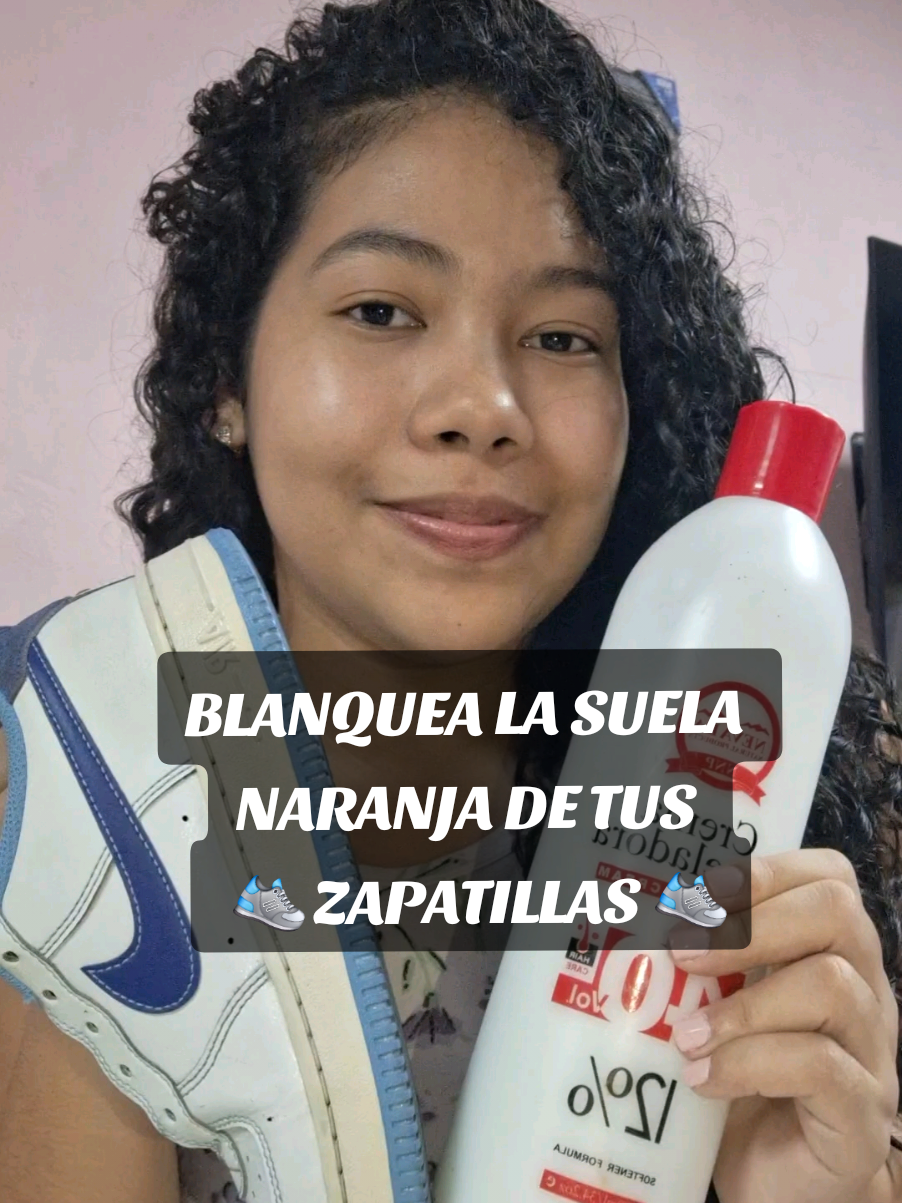 Blanquea la suela naranja de tus zapatillas 👟 con peroxido de 40 vol.  #tips #zapatillas #trucos #blanqueamiento #pty #paratii #nike #fypシ゚ 