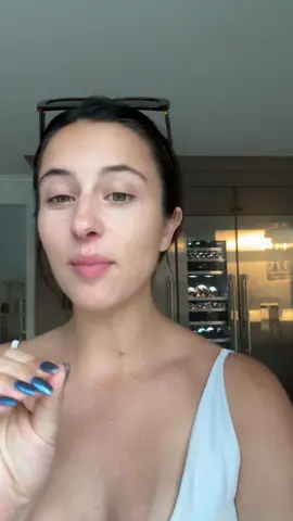 Male necklace… yay or nay? 🤢