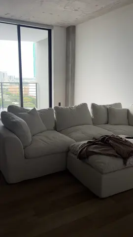 I bought a boneless cloud couch & it’s my favorite Amazon purchase so far 🫶🏻 #foryou #fyp #apartment #amazonfinds #amazonmusthaves #cloudcouch #bonelesscouch 