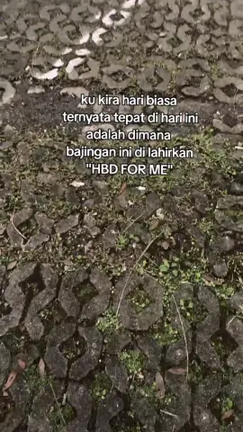 selamat untuk diri sendiri, semoga bisa lebih  baik lagi kedepan nya🤲🏻#hapyybirthday 