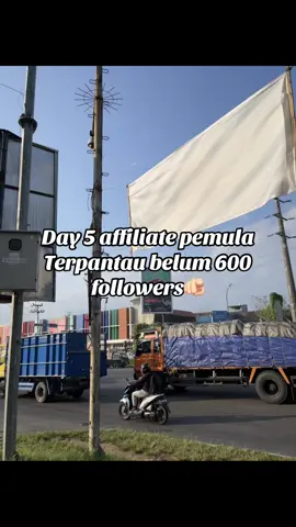 Terpantau belum 600 followers #affiliate #affiliatepemula #affiliatetiktok #caraaffiliate #fyp #fypシ #masukberandafyp #foryou 