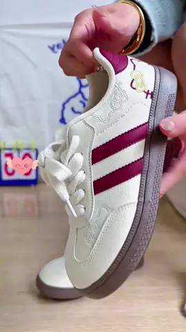 Giày thể thao nữ hoạ tiết #giaythethao #giaythethaonu #giaynu #giaynuthoitrang #giaynuxinh #giaynuhottrend #thinhhanhtiktok 