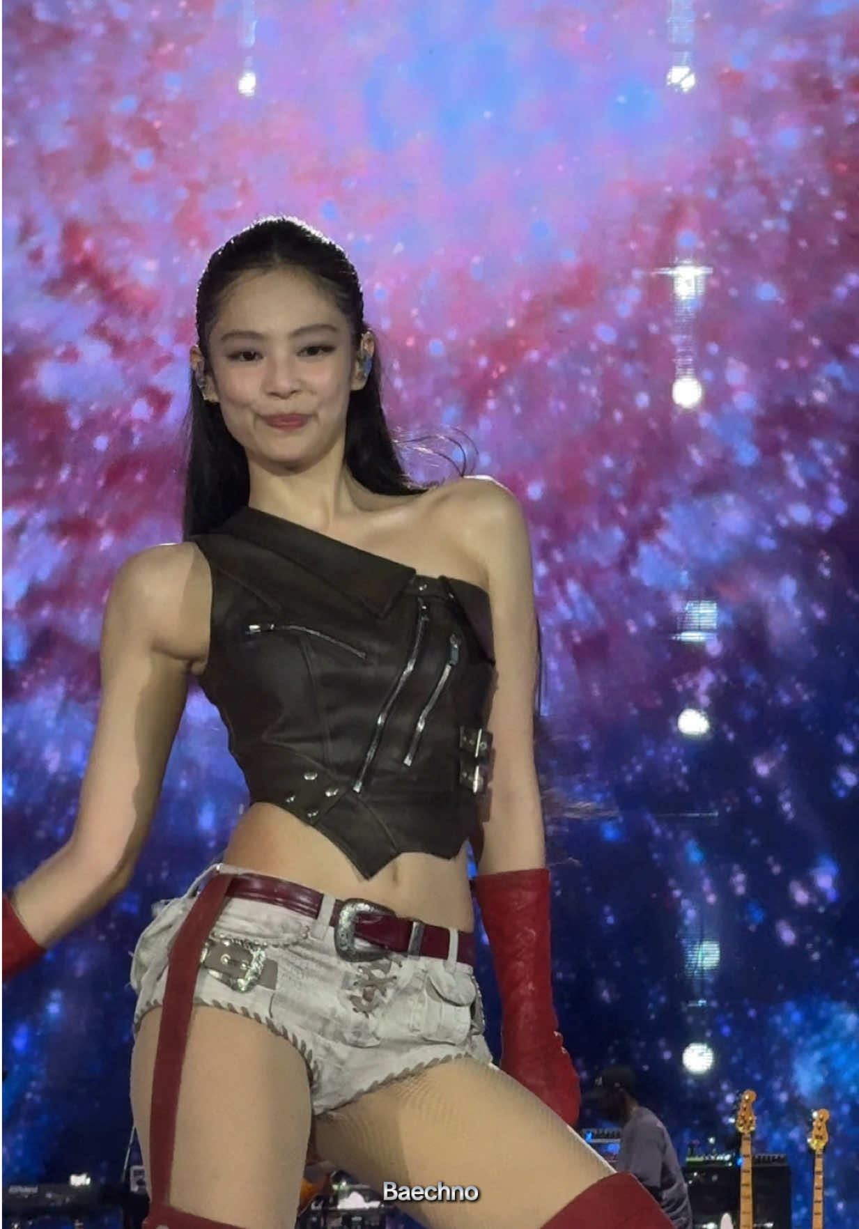 Jennie Forever Young Goyang Day 2. I get my concert tickets from @onetic link in bio #BLACKPINK #블랙핑크 #WORLDTOUR #DEADLINE #ブラックピンク #BLINK #JENNIE #제니 