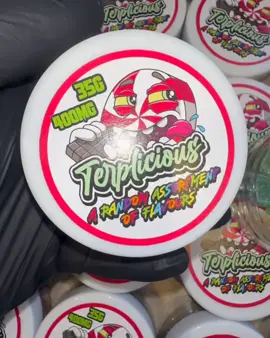 Some new packaging for the Terp CubeZ, a slimmer edition to the previous tub & a new sticker!👀🍬 Although some slight changes outside, inside still holds the same face melting power as usual😂🍬 less #terp #cubez #star #free #flevor #fly #foryoupage 