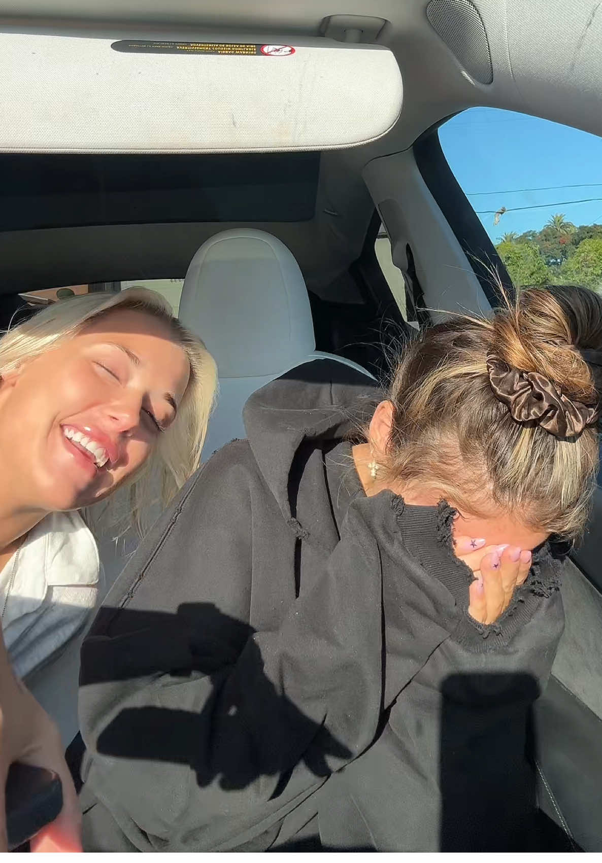 HELP like 6 snickers im so scared someone tell me that’s fake news 