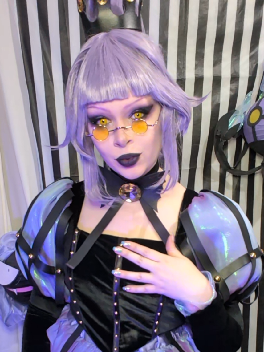 this is how i am choosing to reveal my new cosplay thanks #chandelure #gijinka #cosplay #avcon #aiscream