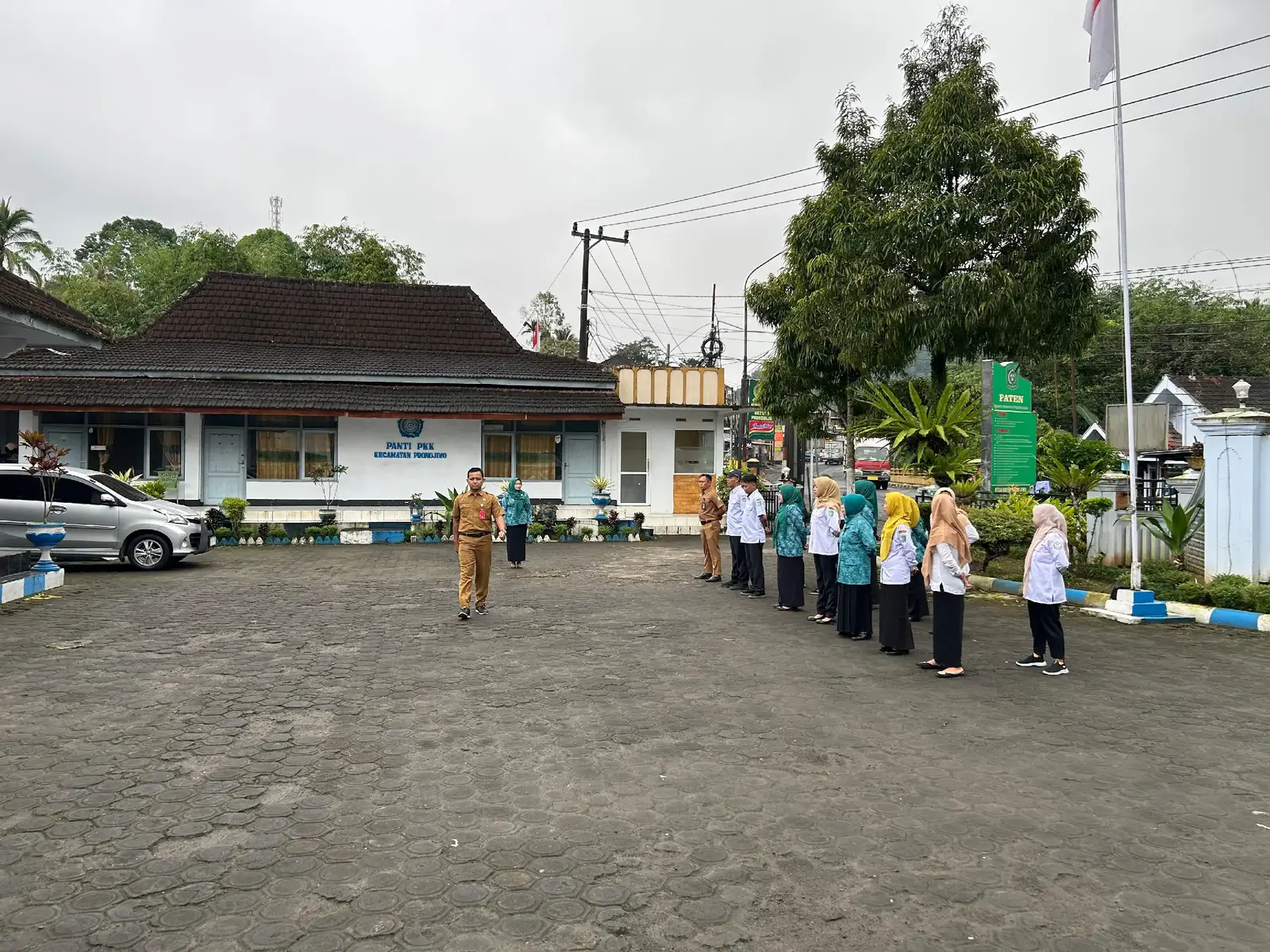 Meski Jumlah Kami tidak seberapa, Eits Kami selalu memberikan pelayanan terbaik untuk Kecamatan Pronojiwo. #pronojiwo #lumajang
