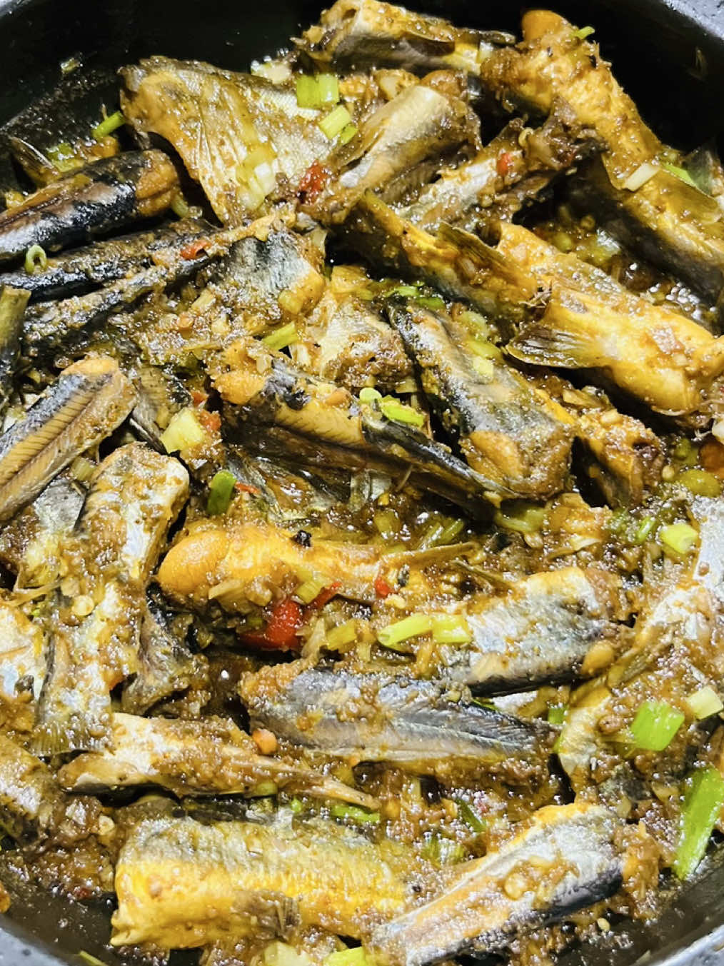 Cá chốt kho xả ớt cay cay ngon quá #xhtiktok #CapCut #xuhuong #binhyen #comnha 