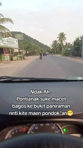 Di balik bukit tersebut terdapat bukit nan indah🤩 #pontianak #healing #kalbar 