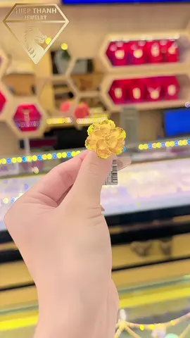 Nhẫn hoa (980) #hiepthanhjewelry #kimphathiepthanh1 #xuhuong #trending #trangsuc #quatang #viral #quatang 