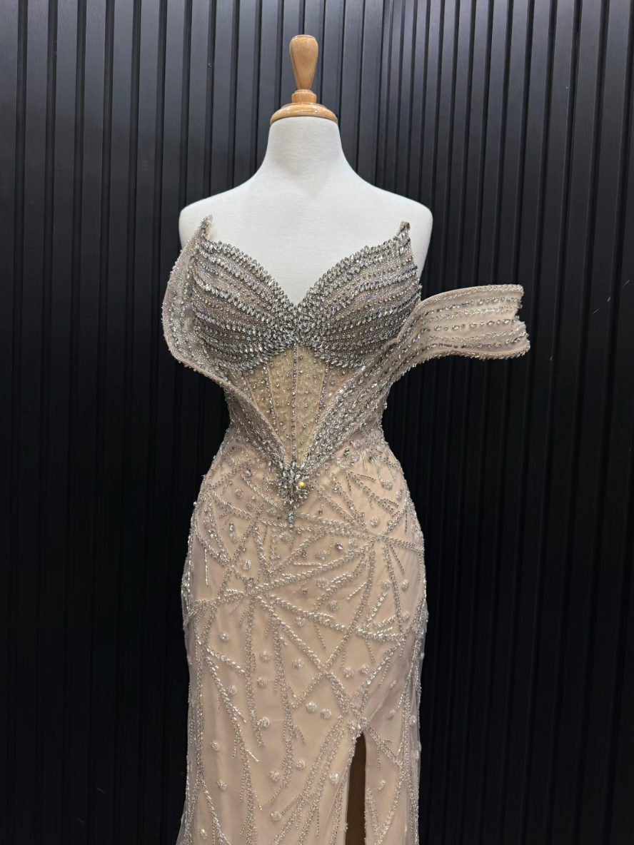 ONLY AT FASHION-BY-OLIVIA            📍 Unit 27/81 Cooper St, Campbellfield VIC 3061 Open Mon-Sun 10 AM - 5 PM! #fashion #fashiondesigner #luxury #melbourne #melbourne #dresses #customemade 