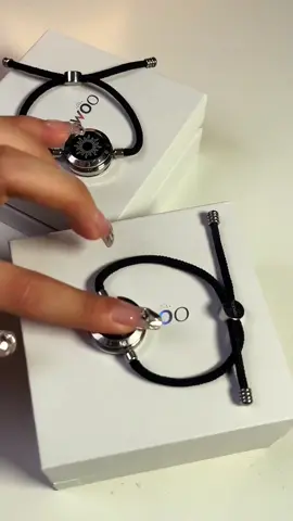Cukup sentuh sekali, di mana saja, aku bisa merasakan bahwa aku merindukanmu #sensingbracelet#gadgets#coolstuff#coolgadgets#homegadgets#favoritefinds#product#shopping#LearnOnTikTok#tiktokmademebuyit#fyp#foryou