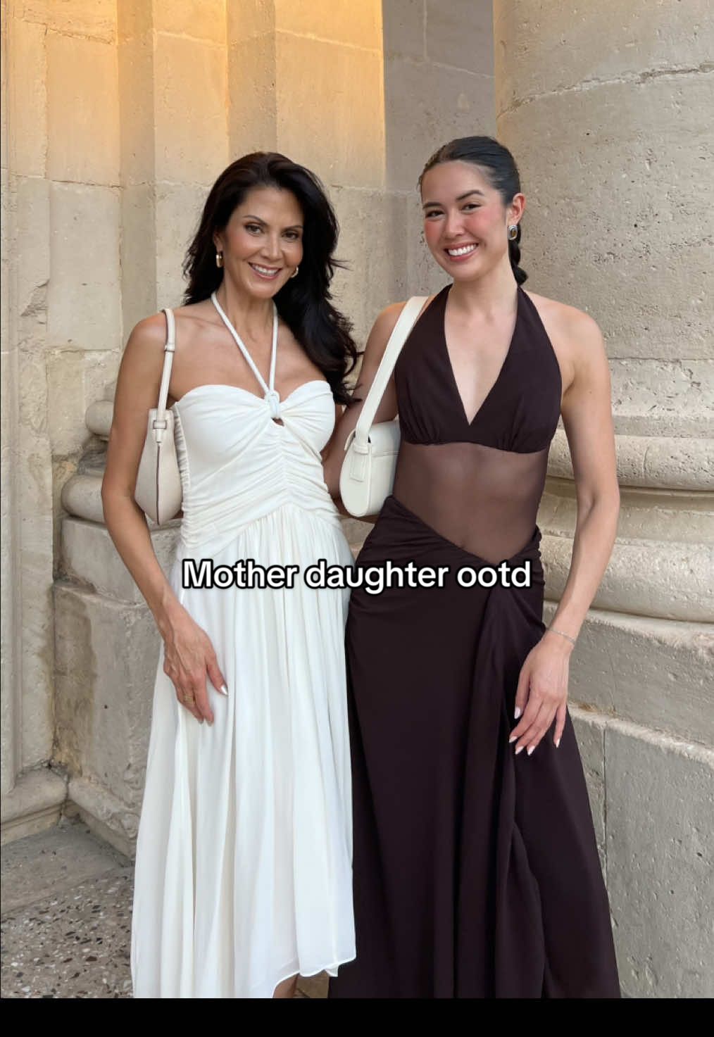 Mother daughter ootd 👯‍♀️ #motherdaughter #duo #OOTD #dancingqueen #sicily @Jayda 