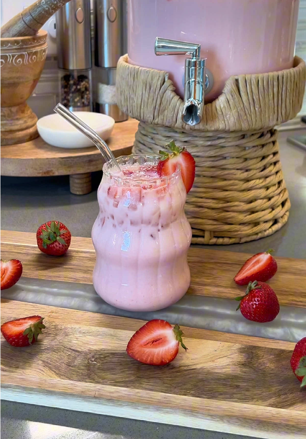 Horchata Recipe ✨🍓#horchata #horchatarecipe #aguafresca #mexicanfood 