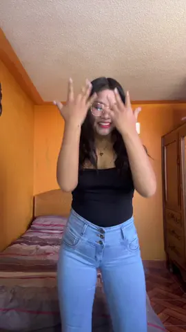 😊 #paratiiiiiiiiiiiiiiiiiiiiiiiiiiiiiii #fouryou #fyp #tiktoknews #tiktoktrending #videoviral #playback #arequipa_peru🇵🇪 #2025 #viralvideos #julio #baile #coreo #viralvideos #danza #arequipa 