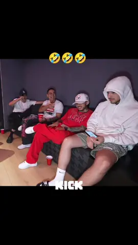 Leandro y samulx canción  #westcol #lonchedehuevito #samulx #lasapaaaaa #kick 