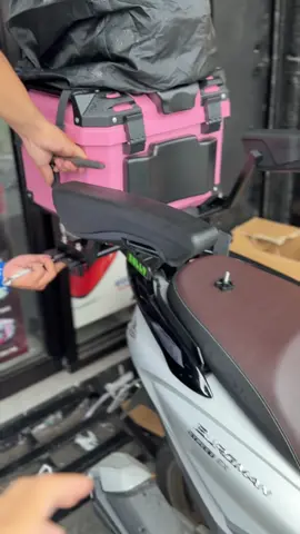 sec Universal arm rest for topbox #fy 