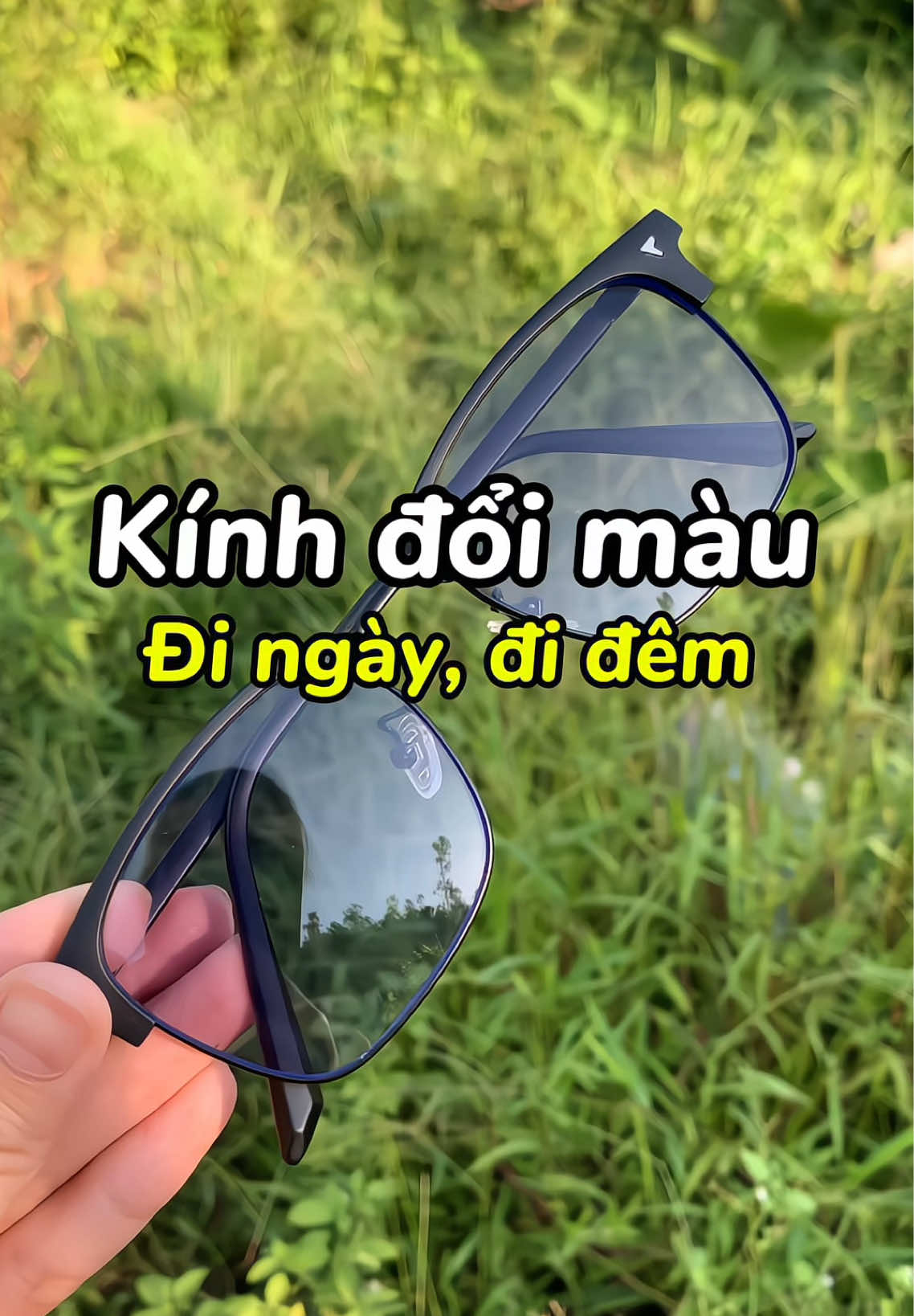 Kính đổi màu, vừa đeo ngày và vừa đeo đêm được #kinhdoimau #kinhram 