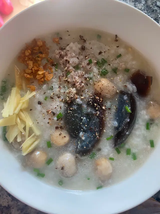 Cháo thịt bằm trứng Bắc thảo