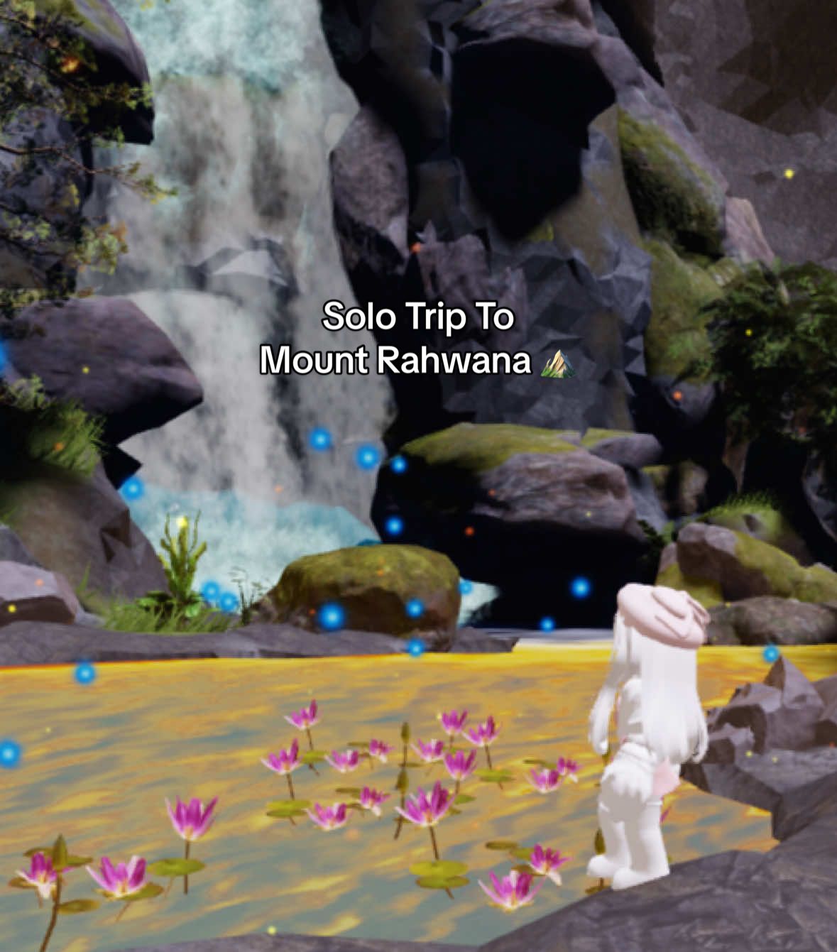 Ada yang udah coba map gunung ini? Kalau belum, wajib banget cobain! Viewnya keren, banyak Spot foto kece bertebaran di sepanjang jalan!  Treknya lumayan panjang, ada 7 pos dan 2 puncak. Bisa pilih jalan santai atau lari~ Ada beberapa rintangan, tapi tenang… ada fitur gendong buat bantu teman! Bisa main air di air terjun, naik perahu di danau, atau duduk santai di ayunan sepoi-sepoi~ 📍Map: Gunung Rahwana by Gorpboyy #robloxfyp #robloxindonesia #gunungrahwana #robloxgames 